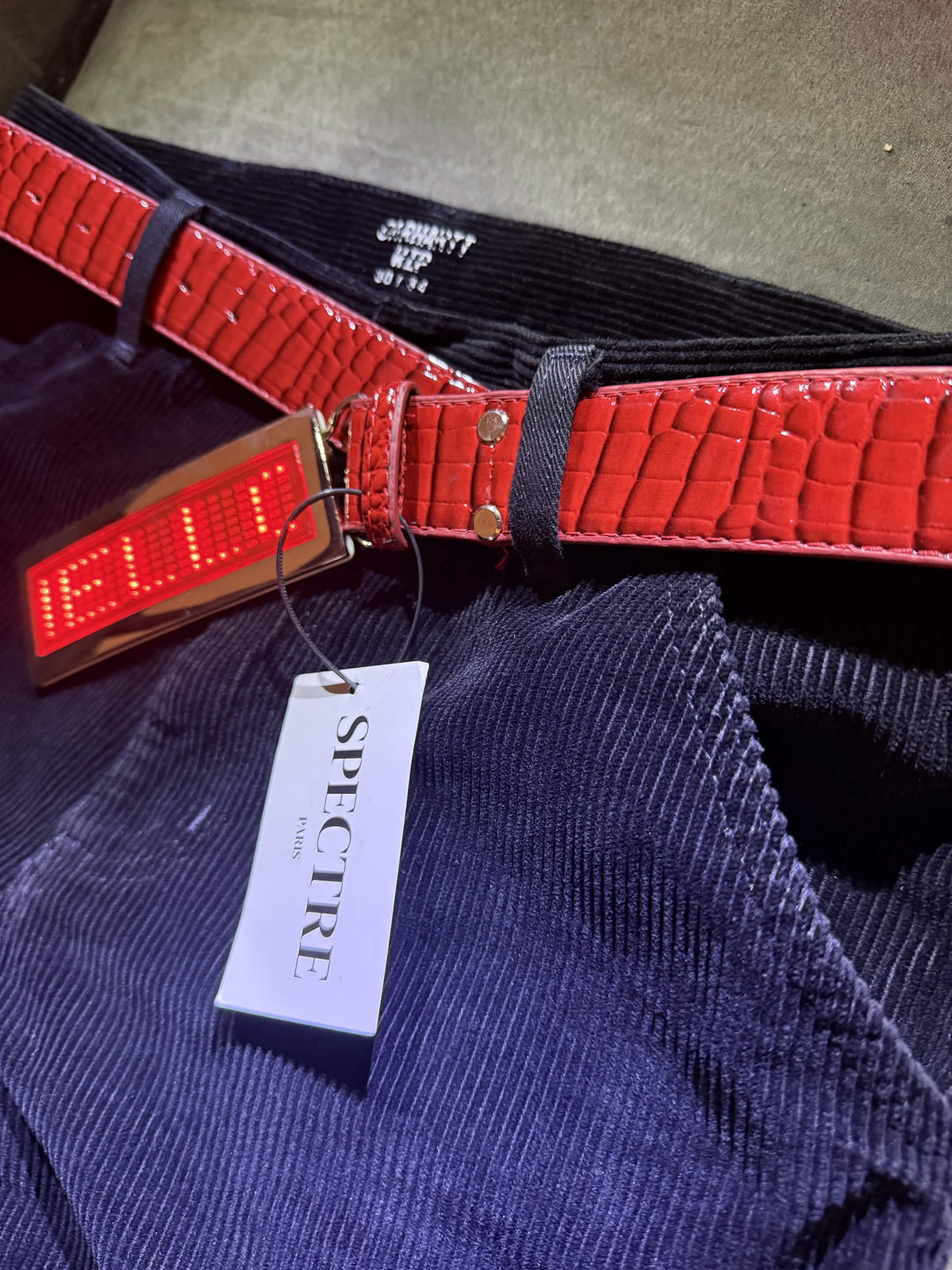 Ceinture SPECTRE PARIS — Édition Croco Rouge LED